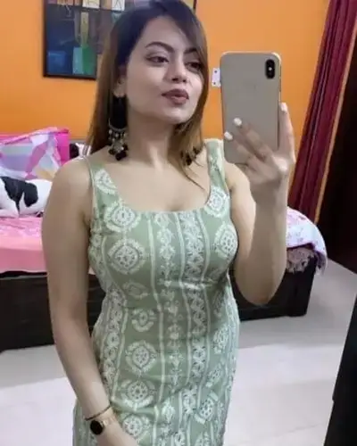 Call Girl in Topchanchi